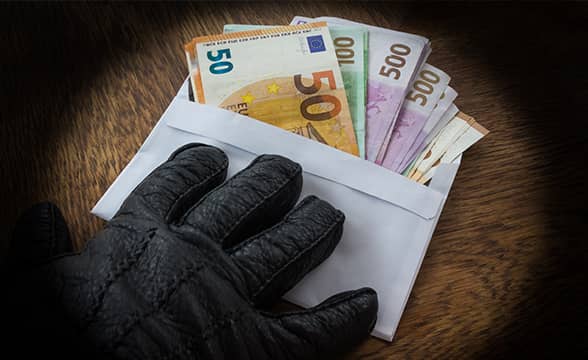 Austrian Scammer Utilizes Multiple Schemes to Swindle Money