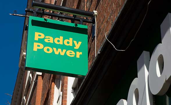 Paddy Power Motivates Wales ahead of ‘Cup Final’ with England