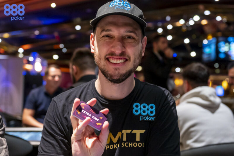 5 Tips to Improve Your Bluffing Strategy with 888poker Ambassador Ian Simpson