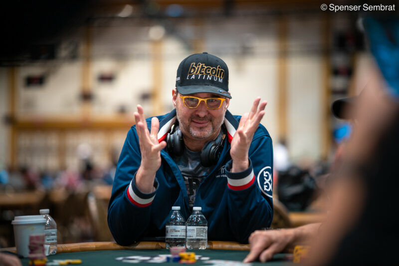 How Phil Hellmuth Won $800,00 With His Perfect Reads in High Stakes Duel