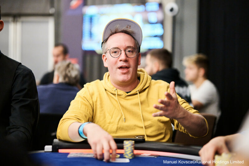 EPT Paris Hands of the Week: A Rare Quadruple Knockout, Grafton Gives a Free Dinner