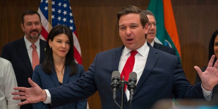 Oddsmakers Track DeSantis as He Plans Trip to Nevada