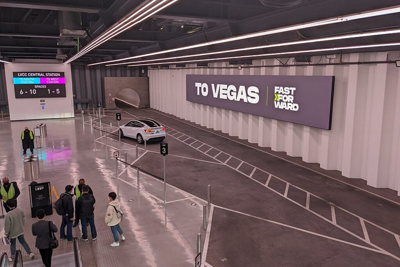 Vegas Loop station