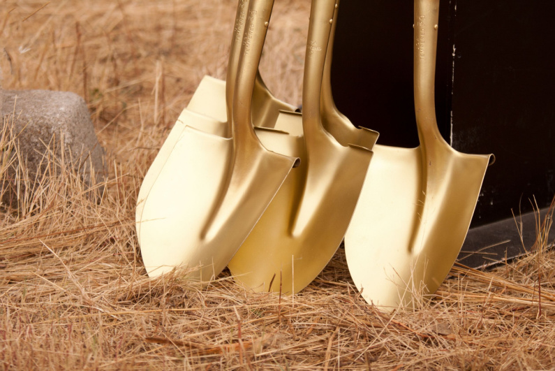 Golden shovels
