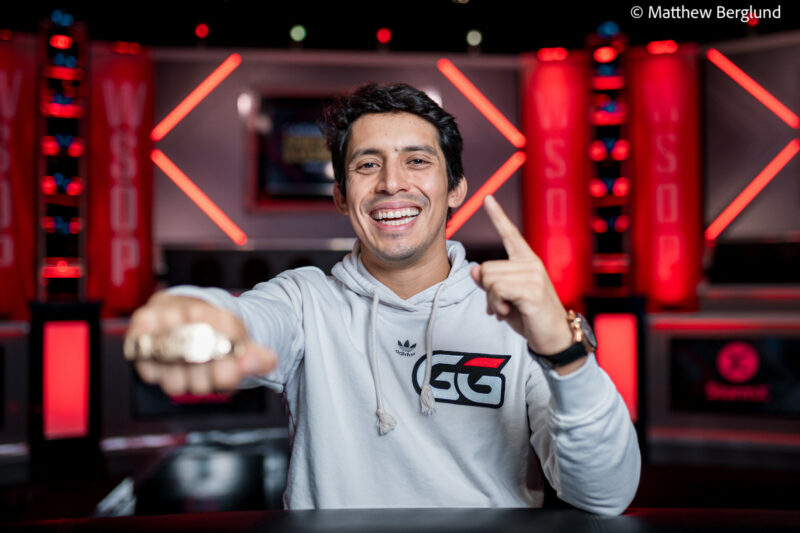 Diego Does It! Ventura Earns First Live Bracelet for Peru in $1,979 Poker Hall of Fame Bounty